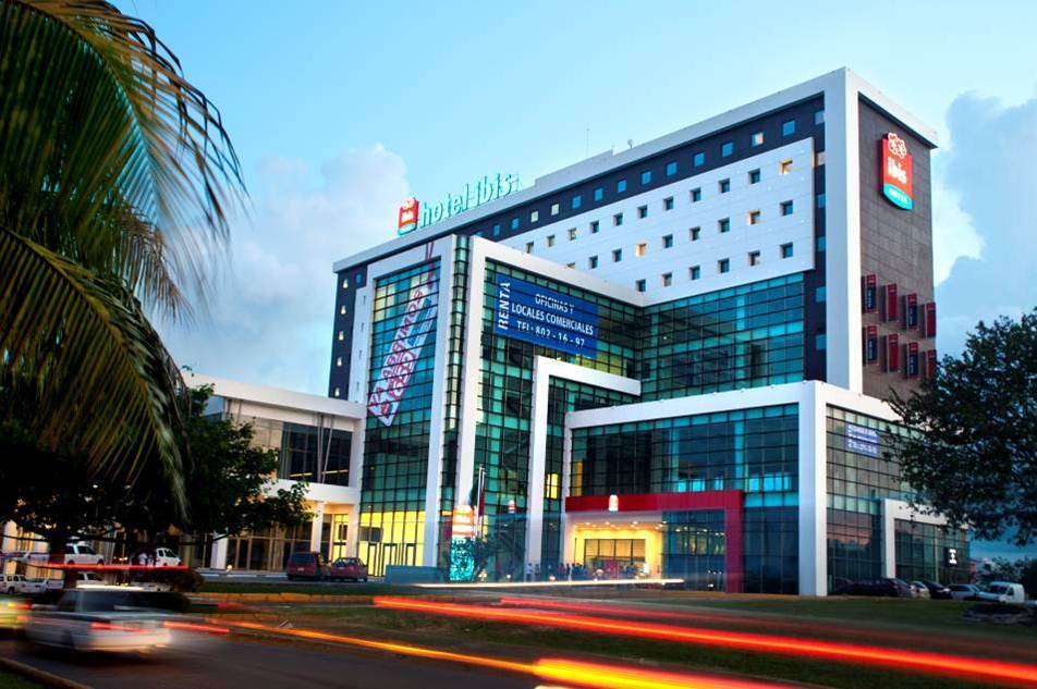 Ibis Cancun Centro Exterior foto